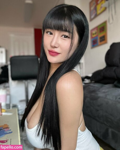 Обнаженная фотография утечки OnlyFans от Yeonnacho