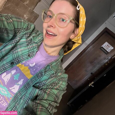Jessie Cave