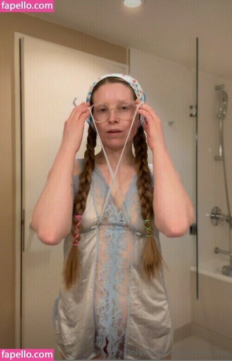 Jessie Cave