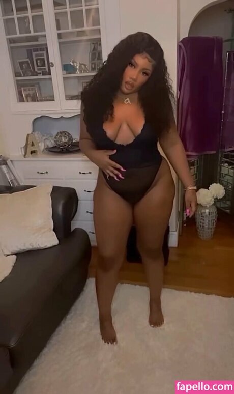 Naken lekkede OnlyFans-bilde av Punkythesinger