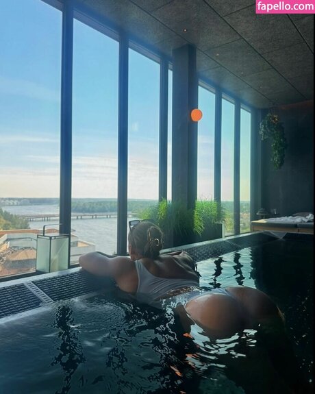 Foto nua vazada do OnlyFans de Heleneelises