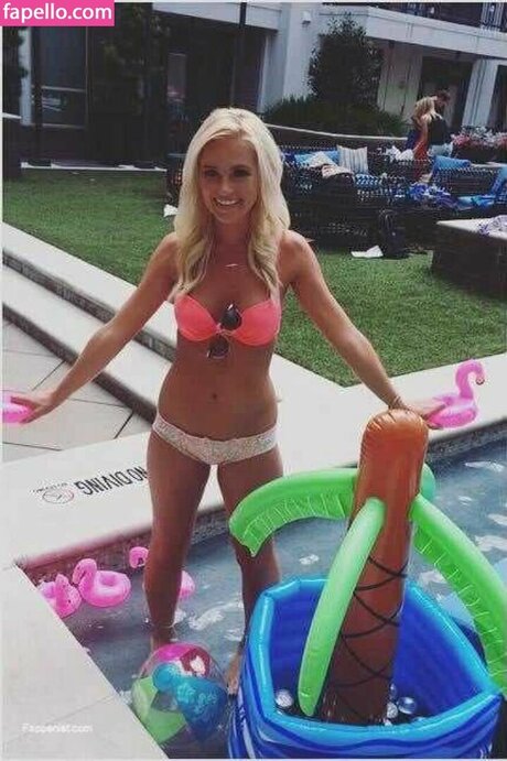 Photo nue de fuite OnlyFans de Tomilahren