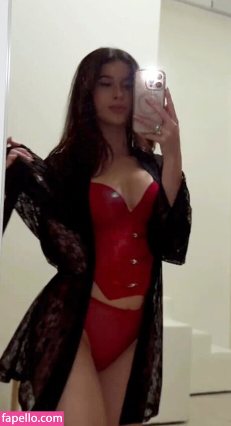 Roxie Wgiel