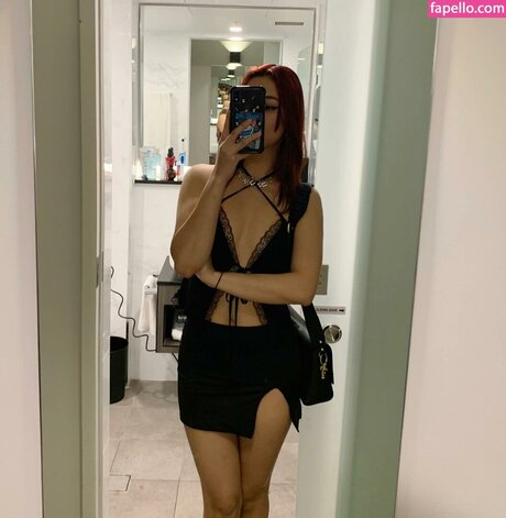 Naakte gelekte OnlyFans-foto van Nunubleu