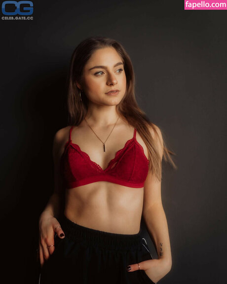 Foto di nudo di fuga di OnlyFans di Alinakhani