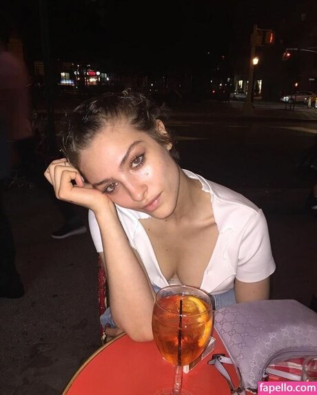 Lera Abova