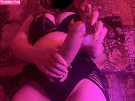 Foto nua vazada do OnlyFans de Pallasathene