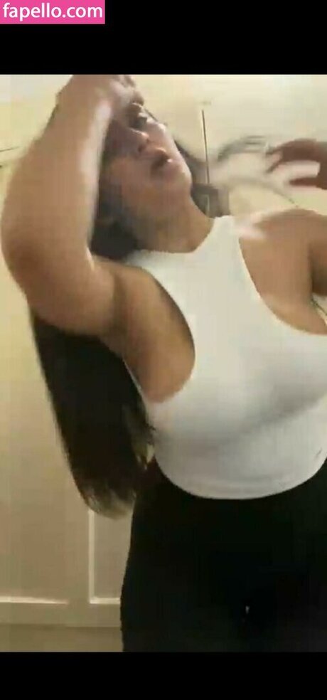 Nahá fotka uniklých OnlyFans od Days Colina