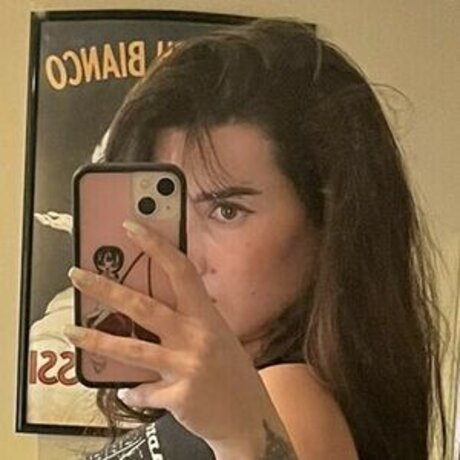 Naken läckt OnlyFans-bild av Discolita