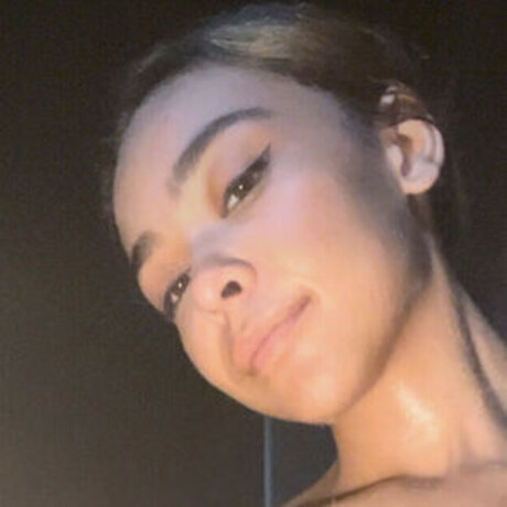 Nøgent lækket OnlyFans-billede af Sydswrldxo