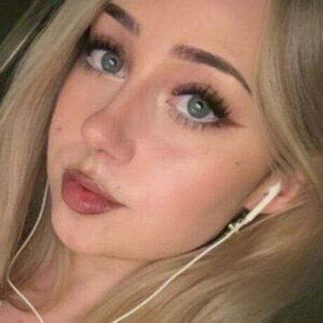 Photo nue de fuite OnlyFans de Wandawillow