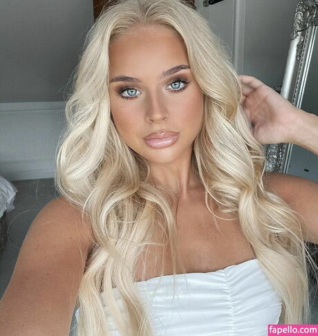 Alaston vuotanut OnlyFans-kuva Maddie Tagg