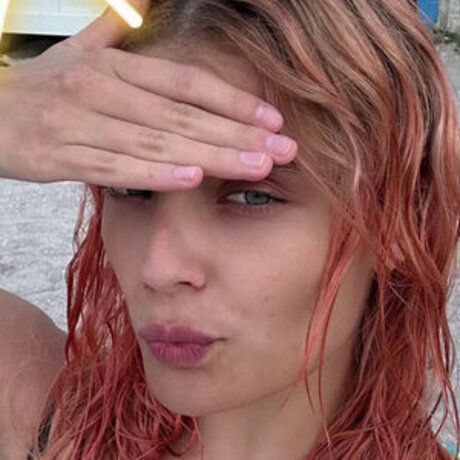 Alaston vuotanut OnlyFans-kuva Maelle Pistoia