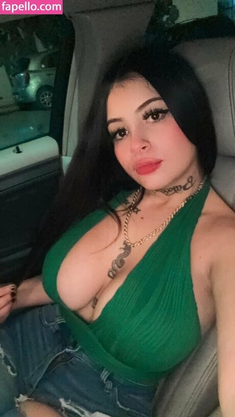 Naken läckt OnlyFans-bild av Karla Barcenas