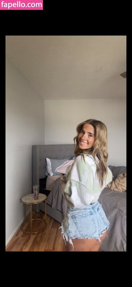 Naken läckt OnlyFans-bild av Livromanoo