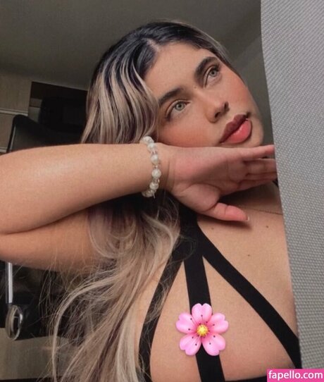 Foto nua vazada do OnlyFans de Daniela Villa
