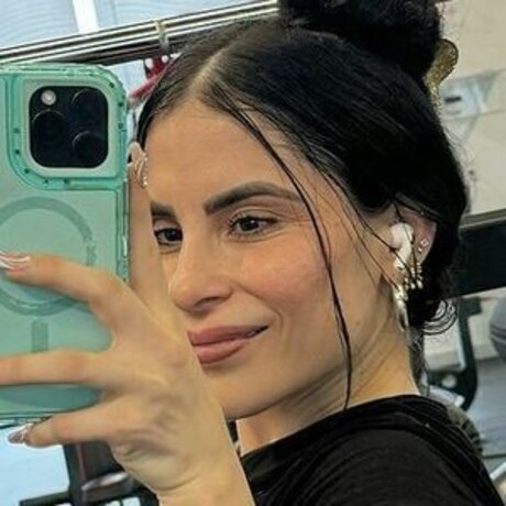 Naakte gelekte OnlyFans-foto van Emme Cavazos