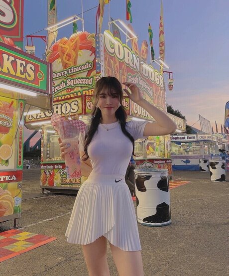 Stillneed OnlyFansリークヌード写真