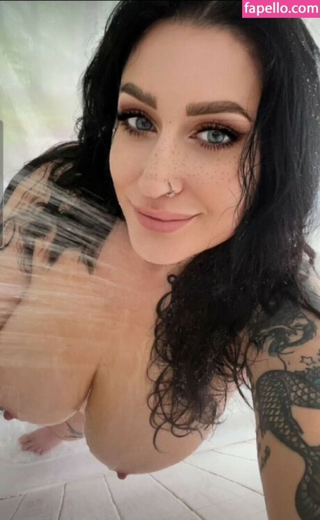 Valentina Marie