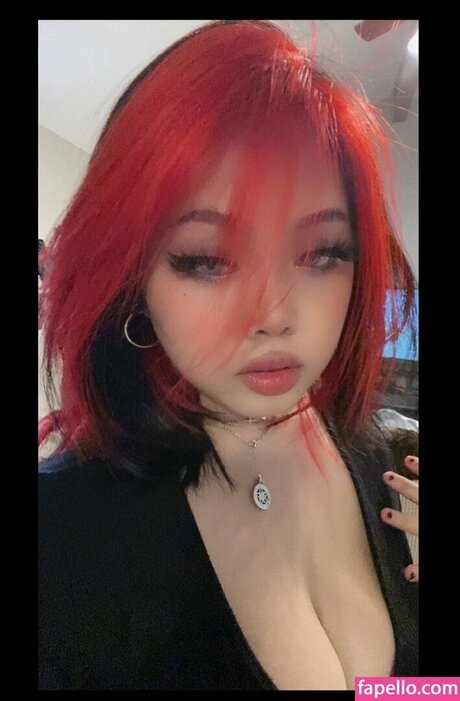 Alasti lekkinud OnlyFans-i pilt Cyb4rang3l