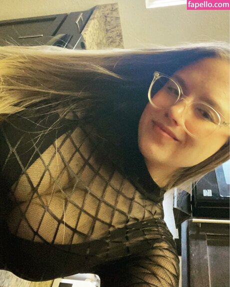 Naken läckt OnlyFans-bild av Shadiestspice444