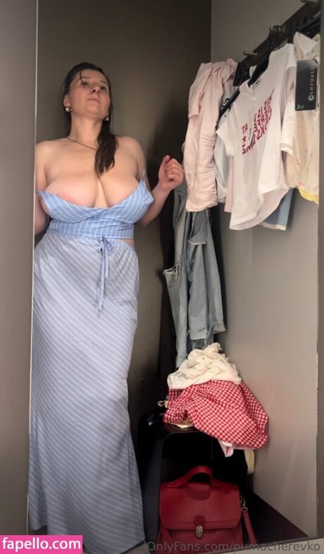 Foto di nudo di fuga di OnlyFans di Puma Cherevko