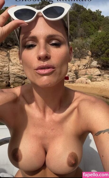 Italian Nude Vips