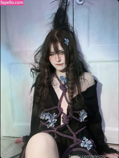 Electro Alice OnlyFans 유출 누드 사진