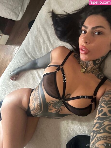 Naken läckt OnlyFans-bild av Sophiewrenn