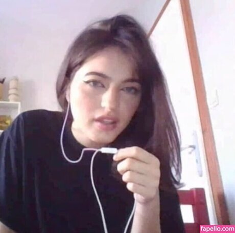 Naken läckt OnlyFans-bild av Bonnettbonett
