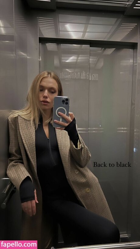 Naken läckt OnlyFans-bild av Tonyapredko