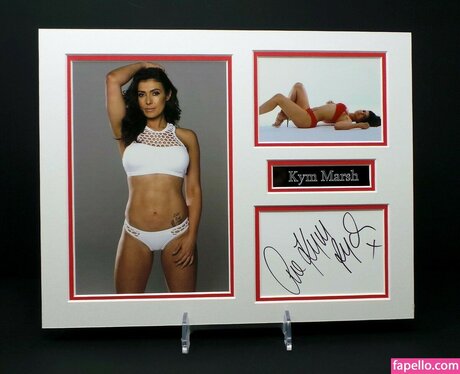 Naakte gelekte OnlyFans-foto van Kymmarsh