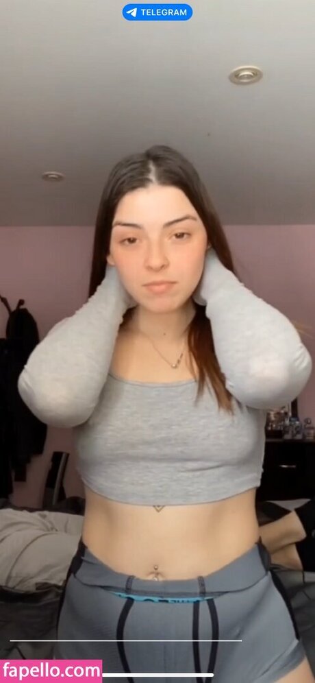 Naken läckt OnlyFans-bild av Christinaxoxo