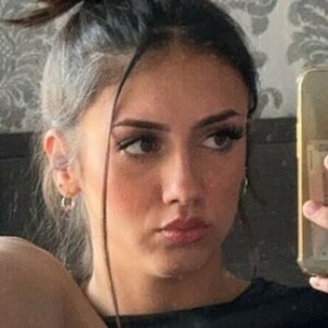 Naken läckt OnlyFans-bild av Elisha Walbyoff