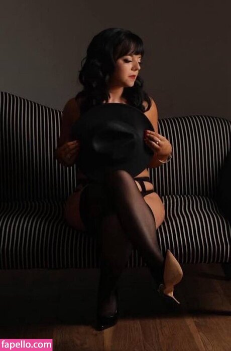 Обнаженная фотография утечки OnlyFans от Leaked Boudoir Photoshoots