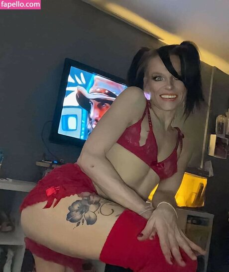 Nahá fotka uniklých OnlyFans od Melinda Noutch