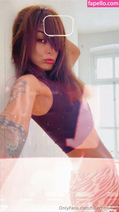 Foto desnuda filtrada de OnlyFans de Hitechbarbie