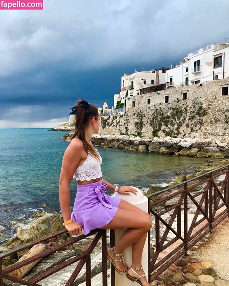 Foto di nudo di fuga di OnlyFans di Elisa Santinon