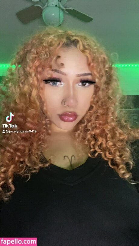 Naken lekkede OnlyFans-bilde av Jocelyn Davis419