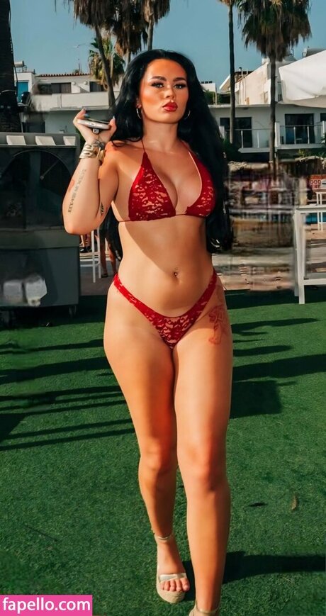 Elley Davies