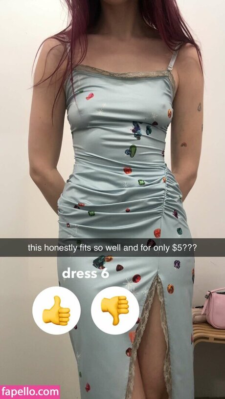 Naken lekkede OnlyFans-bilde av Jessie Paege