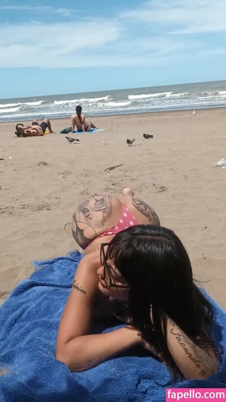 Nahá fotka uniklých OnlyFans od Chispiate22