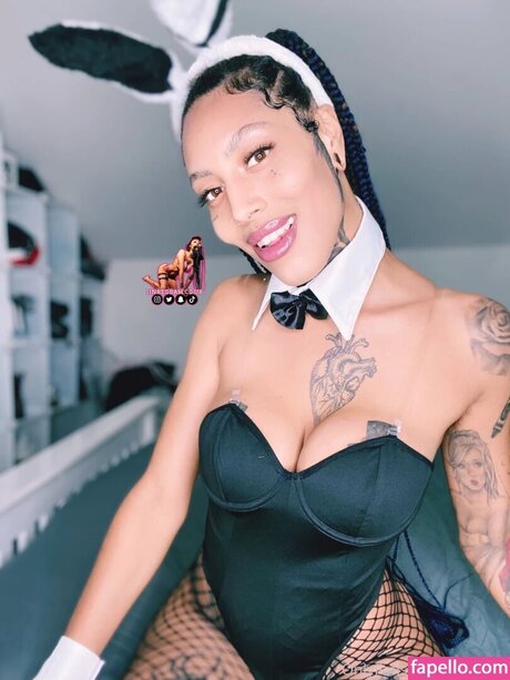 Naakte gelekte OnlyFans-foto van Iinkedbam