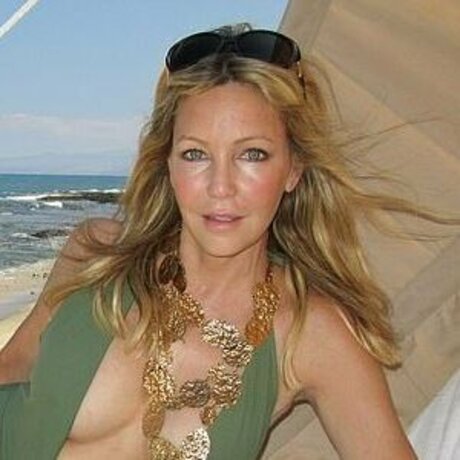 Nacktes geleaktes OnlyFans-Foto von Heather Locklear