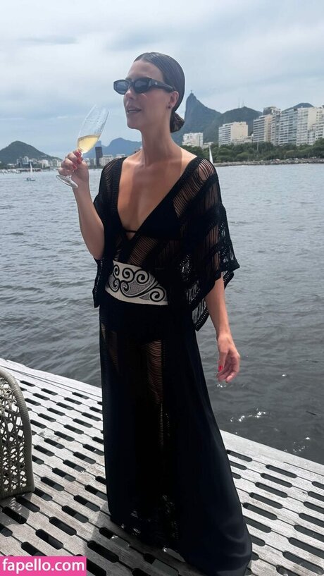 Naken läckt OnlyFans-bild av Camila Rodrigues
