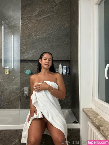 Nagie wyciekłe zdjęcie OnlyFans od Shanny Streete