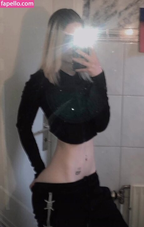 Nagie wyciekłe zdjęcie OnlyFans od Skystn