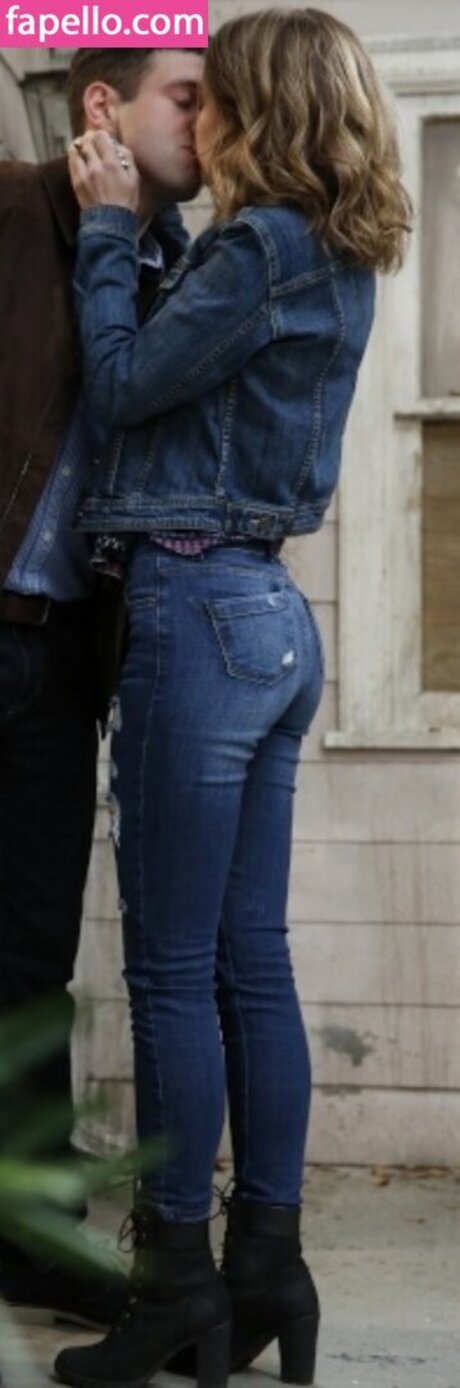 Bridgit Mendler
