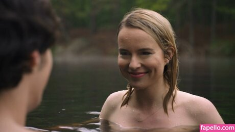 Nacktes geleaktes OnlyFans-Foto von Bridgit Mendler
