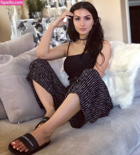 Foto nua vazada do OnlyFans de Alia Shelesh